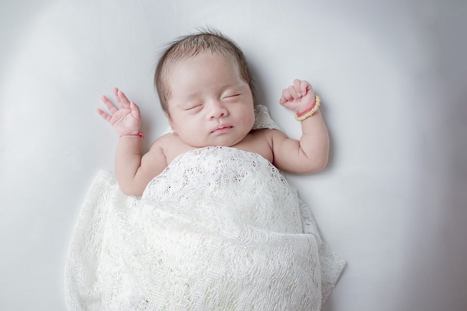 10 Proven Steps to Comfortably Put a Sleeper on Your Baby Fast!